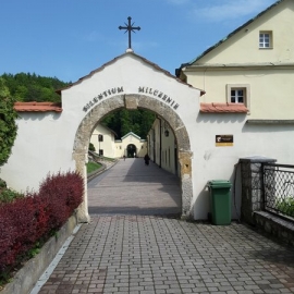 Klasztor w Czernej